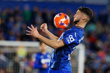 Estadio Coliseum 'daki Getafe CF ve Real Madrid CF takımları arasında LaLiga EA SPORTS maçı sırasında görülen Domingos Duarte (Maciej Rogowski)