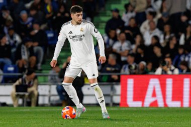 Federico Valverde, Estadio Coliseum 'daki Getafe CF ve Real Madrid CF takımları arasında LaLiga EA SPORTS maçı sırasında görüldü (Maciej Rogowski)