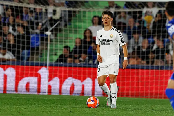 LaLiga EA SPORTS maçı sırasında Estadio Coliseum 'da Getafe CF ve Real Madrid CF takımları arasında görüldü (Maciej Rogowski)