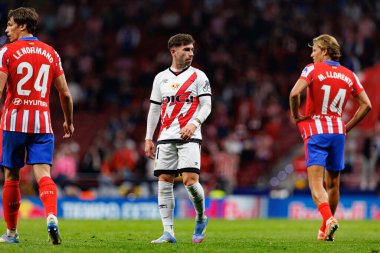 Adrian Embarba LaLiga EA SPORTS maçı sırasında Estadio Civitas Metropolitano 'da Atletico de Madrid ve Rayo Vallecano takımları arasında görüldü (Maciej Rogowski)