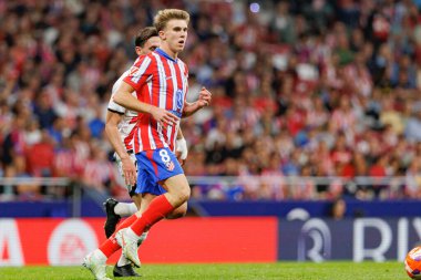 Pablo Barrios, Atletico de Madrid ve Rayo Vallecano takımları arasında Estadio Civitas Metropolitano 'da (Maciej Rogowski)