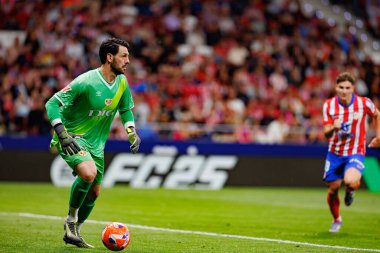 Augusto Batalla LaLiga EA SPORTS maçı sırasında Estadio Civitas Metropolitano 'da Atletico de Madrid ve Rayo Vallecano takımları arasında görüldü (Maciej Rogowski)