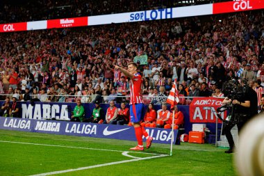 Alexander Sorloth, Estadio Civitas Metropolitano 'daki Atletico de Madrid ve Rayo Vallecano takımları arasındaki LaLiga EA SPORTS maçında gol attıktan sonra kutlama yaparken görüldü (Maciej Rogowski)