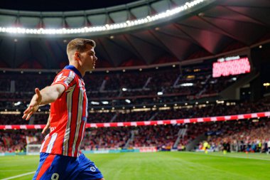 Alexander Sorloth, Estadio Civitas Metropolitano 'daki Atletico de Madrid ve Rayo Vallecano takımları arasındaki LaLiga EA SPORTS maçında gol attıktan sonra kutlama yaparken görüldü (Maciej Rogowski)