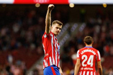 Alexander Sorloth, Estadio Civitas Metropolitano 'daki Atletico de Madrid ve Rayo Vallecano takımları arasındaki LaLiga EA SPORTS maçında gol attıktan sonra kutlama yaparken görüldü (Maciej Rogowski)