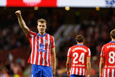 Alexander Sorloth, Estadio Civitas Metropolitano 'daki Atletico de Madrid ve Rayo Vallecano takımları arasındaki LaLiga EA SPORTS maçında gol attıktan sonra kutlama yaparken görüldü (Maciej Rogowski)