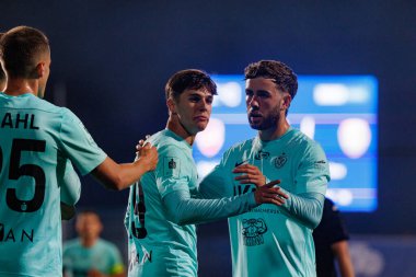 Arnau Ortiz ve Marc Llinares, Stadion Rakowa Czestochowa 'da (Maciej Rogowski) Rakow Czestochowa ve Slask Wroclaw takımları arasında oynanan PKO BP Ekstraklasa maçında gol attıktan sonra kutlama yaparken görüldü.)