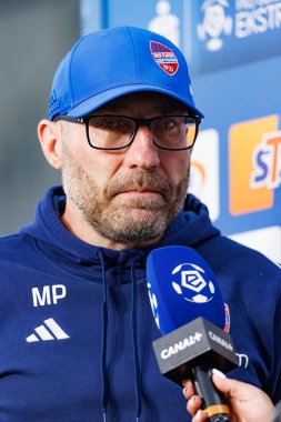 PKO BP Ekstraklasa maçında Stadyum Rakowa Czestochowa 'daki Rakow Czestochowa ve Slask Wroclaw takımları arasında görülen Marek Papszun (Maciej Rogowski))