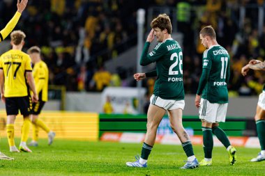 Marc Gual, PKO BP Ekstraklasa maçında Arena Katowice 'deki GKS Katowice ve Legia Warszawa takımları arasında attığı golü kutlarken görüldü (Maciej Rogowski)