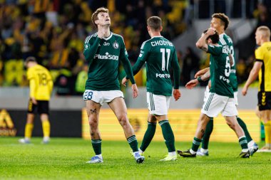 Marc Gual, PKO BP Ekstraklasa maçında Arena Katowice 'deki GKS Katowice ve Legia Warszawa takımları arasında attığı golü kutlarken görüldü (Maciej Rogowski)