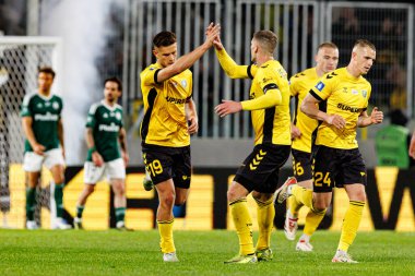 Filip Szymczak, Arena Katowice 'deki GKS Katowice ve Legia Warszawa takımları arasında oynanan PKO BP Ekstraklasa maçında gol attıktan sonra kutlama yaparken görüldü (Maciej Rogowski)