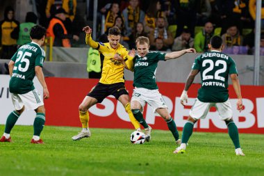 PKO BP Ekstraklasa maçında Arena Katowice 'deki GKS Katowice ve Legia Warszawa takımları arasında Borja Galan ve Patryk Kun görüldü (Maciej Rogowski)