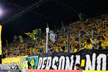 PKO BP Ekstraklasa maçında GKS Katowice ve Legia Warszawa takımları arasında Arena Katowice 'de görülen GKS taraftarları (Maciej Rogowski)