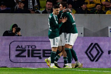 Claude Goncalves ve Ruben Vinagre, PKO BP Ekstraklasa maçında Arena Katowice 'deki GKS Katowice ve Legia Warszawa takımları arasında gol üstüne gol atarken görüldü (Maciej Rogowski)