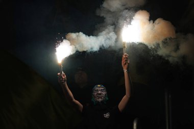 PKO BP Ekstraklasa maçında GKS taraftarı Arena Katowice 'deki GKS Katowice ve Legia Warszawa takımları arasında fişeklerle görüldü (Maciej Rogowski)