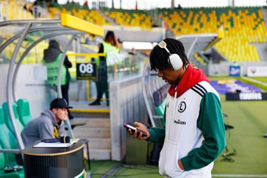 Maximillian Oyedele, PKO BP Ekstraklasa maçında Arena Katowice 'de GKS Katowice ve Legia Warszawa takımları arasında görüldü (Maciej Rogowski)