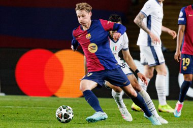 Fransız De Jong UEFA Şampiyonlar Ligi maçında FC Barcelona ve Internazionale Milano (Maciej Rogowski) takımları arasında görüldü.)