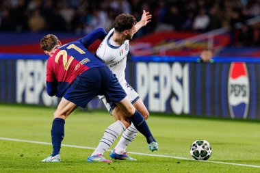 Fransız De Jong ve Carlos Augusto, UEFA Şampiyonlar Ligi maçında FC Barcelona ve Internazionale Milano (Maciej Rogowski)