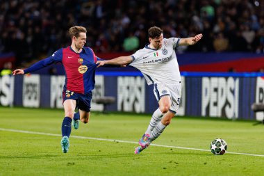 Fransız De Jong ve Carlos Augusto, UEFA Şampiyonlar Ligi maçında FC Barcelona ve Internazionale Milano (Maciej Rogowski)