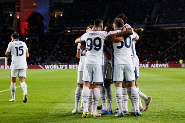 Inter 'in oyuncuları UEFA Şampiyonlar Ligi maçında Denzel Dumfries' in FC Barcelona ve Internazionale Milano (Maciej Rogowski)