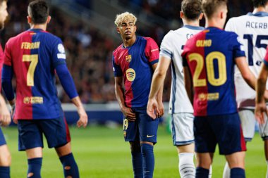 Lamine Yamal UEFA Şampiyonlar Ligi maçında FC Barcelona ve Internazionale Milano (Maciej Rogowski) takımları arasında görüldü.)