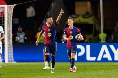 Ferran Torres, FC Barcelona ve Internazionale Milano (Maciej Rogowski) takımları arasında oynanan UEFA Şampiyonlar Ligi maçında gol attıktan sonra kutlama yaparken görüldü.)