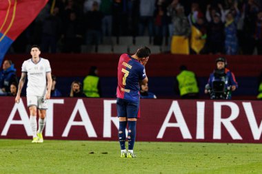 Ferran Torres, FC Barcelona ve Internazionale Milano (Maciej Rogowski) takımları arasında oynanan UEFA Şampiyonlar Ligi maçında gol attıktan sonra kutlama yaparken görüldü.)