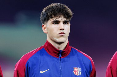 Pau Cubarsi, FC Barcelona ve Internazionale Milano (Maciej Rogowski) takımları arasında oynanan UEFA Şampiyonlar Ligi maçında görüldü.)