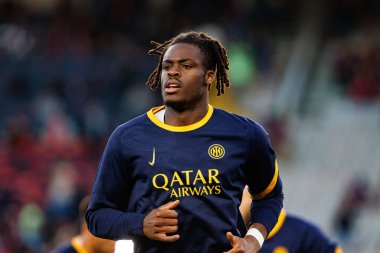 Yann Bisseck, FC Barcelona ve Internazionale Milano (Maciej Rogowski) takımları arasında oynanan UEFA Şampiyonlar Ligi maçında görüldü.)