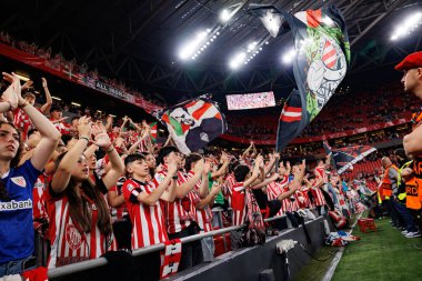 Atletik Bilbao taraftarları UEFA Avrupa Ligi yarı final maçında Atletizm Kulübü ve Manchester United FC (Maciej Rogowski)