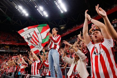 Atletik Bilbao taraftarları UEFA Avrupa Ligi yarı final maçında Atletizm Kulübü ve Manchester United FC (Maciej Rogowski)