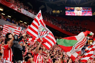 Atletik Bilbao taraftarları UEFA Avrupa Ligi yarı final maçında Atletizm Kulübü ve Manchester United FC (Maciej Rogowski)