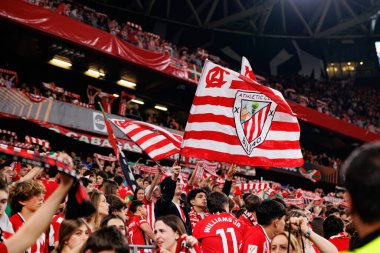 Atletik Bilbao taraftarları UEFA Avrupa Ligi yarı final maçında Atletizm Kulübü ve Manchester United FC (Maciej Rogowski)