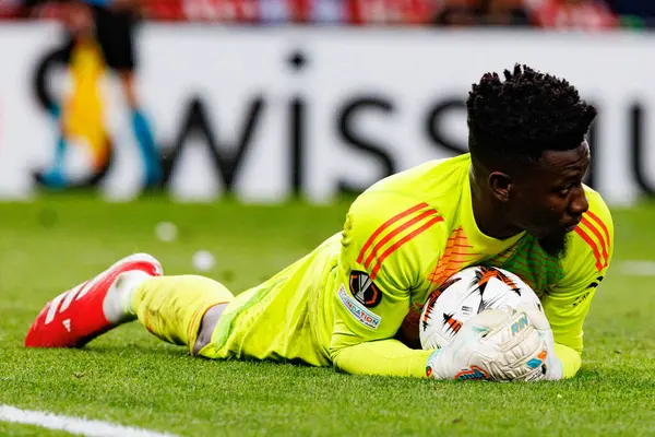 Andre Onana UEFA Avrupa Ligi yarı final maçında Atletizm Kulübü ve Manchester United FC takımları arasında görüldü (Maciej Rogowski)