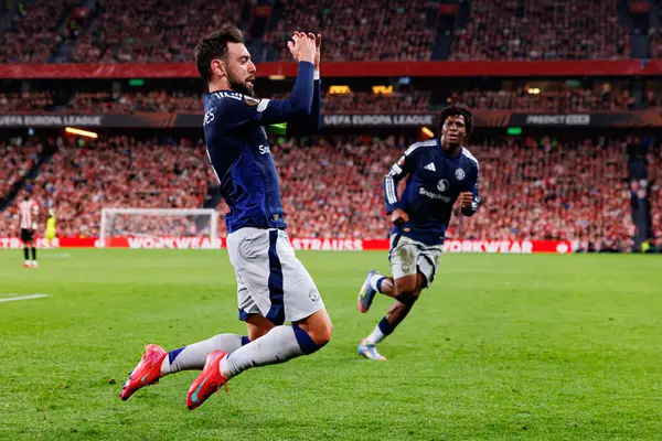 Bruno Fernandes, UEFA Avrupa Ligi yarı final maçında Manchester United FC (Maciej Rogowski)