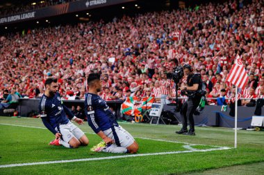 Bruno Fernandes ve Casemiro, UEFA Avrupa Ligi yarı final maçında Manchester United FC (Maciej Rogowski)