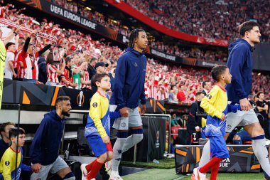 Leny Yoro UEFA Avrupa Ligi yarı final maçında Atletizm Kulübü ve Manchester United FC (Maciej Rogowski)