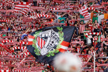 Atletizm taraftarları UEFA Avrupa Ligi yarı final maçında Atletizm Kulübü ve Manchester United FC (Maciej Rogowski)