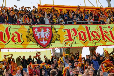 Korona taraftarları Korona Kielce ve Jagiellonia Bialystok (Maciej Rogowski) takımları arasında oynanan PKO BP Ekstraklasa maçı sırasında görüldü)