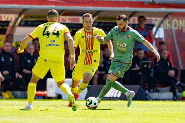 Konrad Matuszewski ve Jesus Imaz, PKO BP Ekstraklasa maçında Korona Kielce ve Jagiellonia Bialystok (Maciej Rogowski)