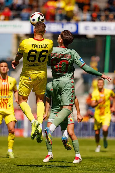 Milosz Trojak ve Oskar Pietuszewski, Korona Kielce ve Jagiellonia Bialystok (Maciej Rogowski)