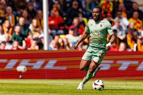 Afimico Pululu, Korona Kielce ve Jagiellonia Bialystok (Maciej Rogowski) takımları arasındaki PKO BP Ekstraklasa maçı sırasında görüldü.)