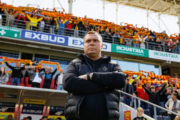 Adrian Siemieniec, Korona Kielce ve Jagiellonia Bialystok (Maciej Rogowski) takımları arasındaki PKO BP Ekstraklasa maçı sırasında görüldü)