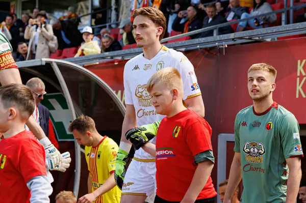 Slawomir Abramowicz, Korona Kielce ve Jagiellonia Bialystok (Maciej Rogowski) takımları arasındaki PKO BP Ekstraklasa maçında görüldü.)