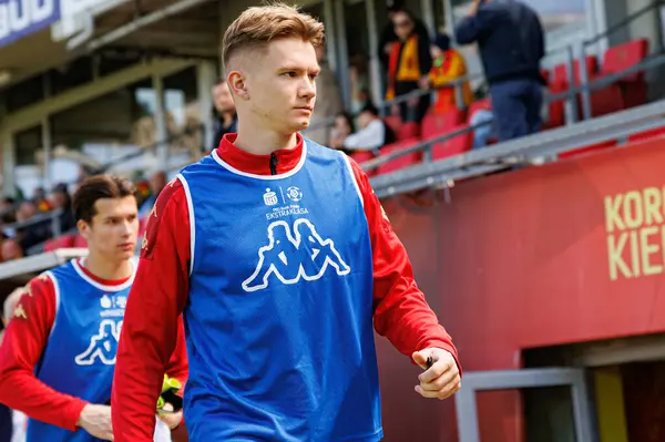 Alan Rybak, Korona Kielce ve Jagiellonia Bialystok (Maciej Rogowski) takımları arasındaki PKO BP Ekstraklasa maçında görüldü)