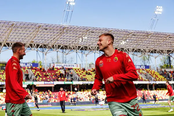 Mateusz Skrzypczak, Korona Kielce ve Jagiellonia Bialystok (Maciej Rogowski)