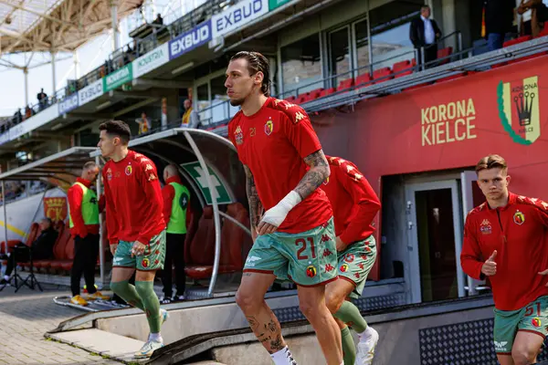 Darko Churlinov, Korona Kielce ve Jagiellonia Bialystok (Maciej Rogowski) takımları arasındaki PKO BP Ekstraklasa maçında görüldü)