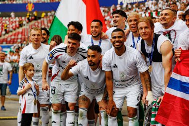 Legia oyuncuları Legia Warszawa ve Pogon Szczecin (Maciej Rogowski) takımları arasında 2025 Polonya Kupası finalinde görüldü.)