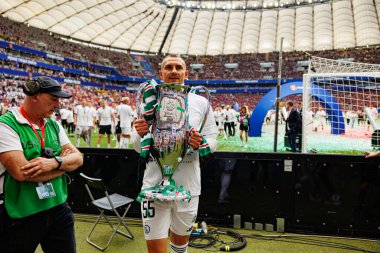 Artur Jedrzejczyk 2025 Polonya Kupası finalinde Legia Warszawa ve Pogon Szczecin (Maciej Rogowski) takımları arasında görüldü.)