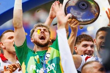 Kacper Tobiasz, Polonya Kupası 2025 finalinde Legia Warszawa ve Pogon Szczecin (Maciej Rogowski) takımları arasında görüldü.)